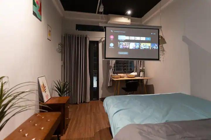 Saigon Hideout Nguyen Trai * TP. Hồ Chí Minh